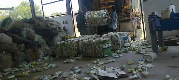 Desarrollan sistema de reciclado de plásticos sin agua