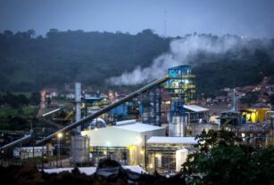 Biorrefinería de etanol