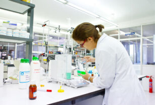 Laboratorio Disproquimia