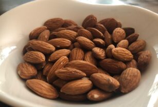 Ganan mercado con leche de almendras en polvo