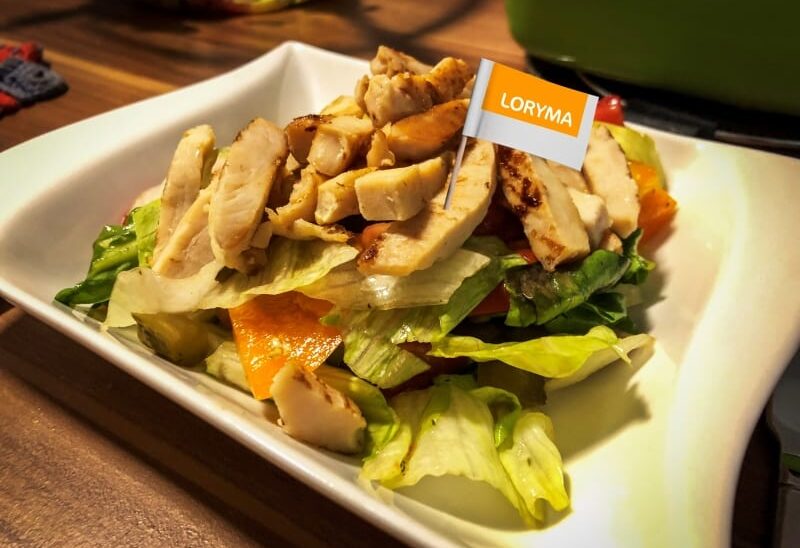 Pollo vegetariano Loryma