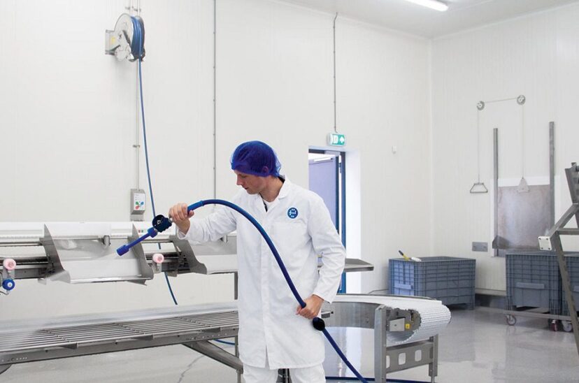 Limpieza y desinfección en planta de alimentos