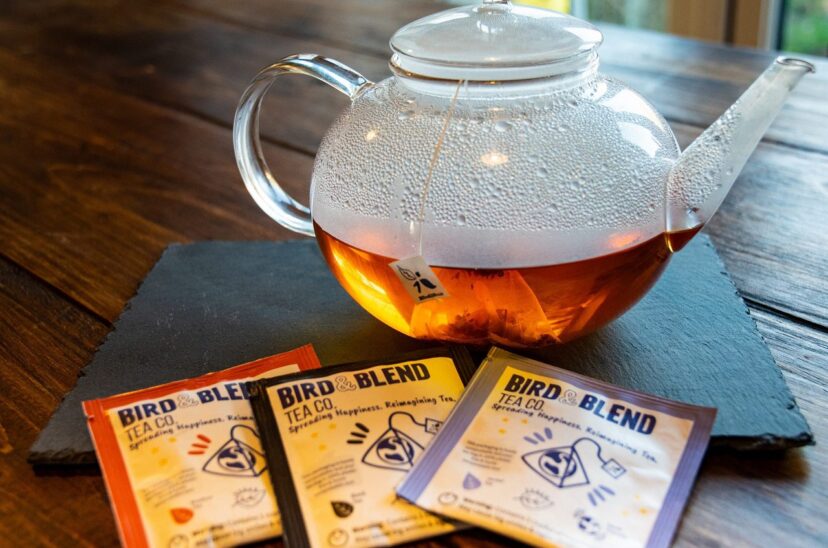 té en empaque compostable