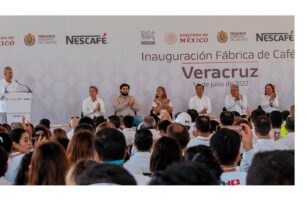 inauguran- Fabrica-de-Nescafé