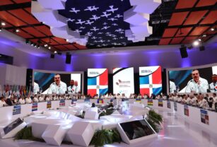 Iberoamérica logra pactos en ambiente, finanzas, alimentos y derecho digital
