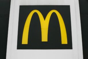 McDonald's cierra temporalmente sus oficinas en EEUU para comunicar despidos