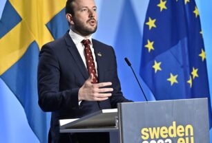 El comisario de Medioambiente de UE alerta del riesgo de retroceder en la transición verde