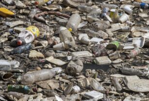 La ONU propone medidas para reducir un 80 % la contaminación por plástico para 2040
