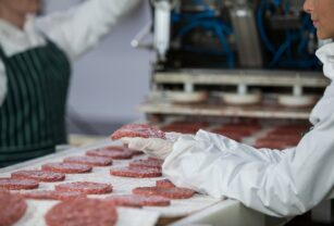 Los gases fluorados se emplean en aplicaciones como refrigerantes, agentes extintores de incendios, disolventes y para la fabricación de espumas aislantes