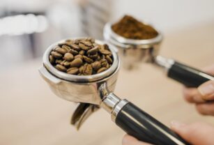 Catadores extranjeros escogen los mejores cafés nicaragüenses