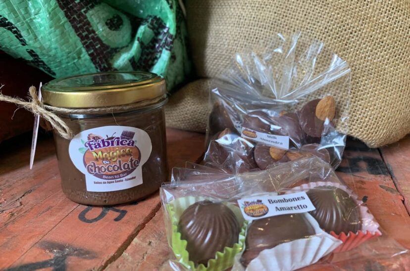 El cacao, un ingrediente más de una ciudad turística que "vende felicidad" en Ecuador