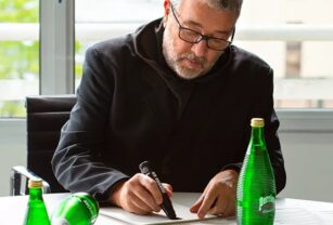 Botella-Perrier-Starck