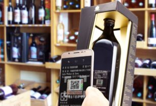 vino-QR